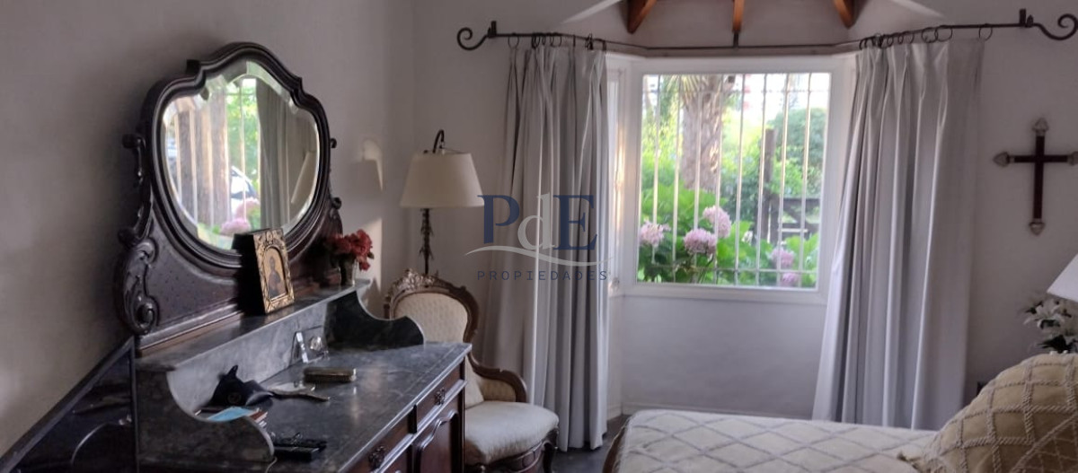 Casa 3 Dormitorios más servicio y Piscina, en Aidy Grill a mts del mar. - Imagen 9