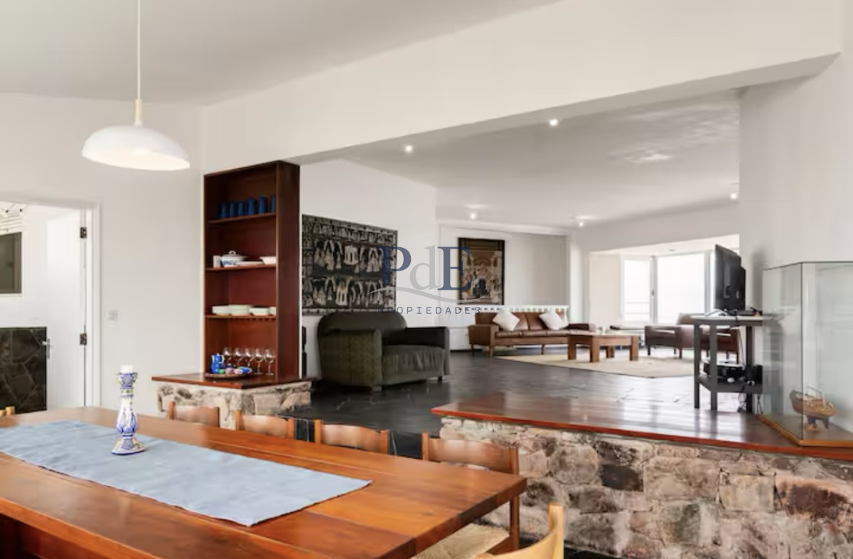 Casa en Península, Punta del Este. 5 dormitorios, terreno de 612 m² - Imagen 32