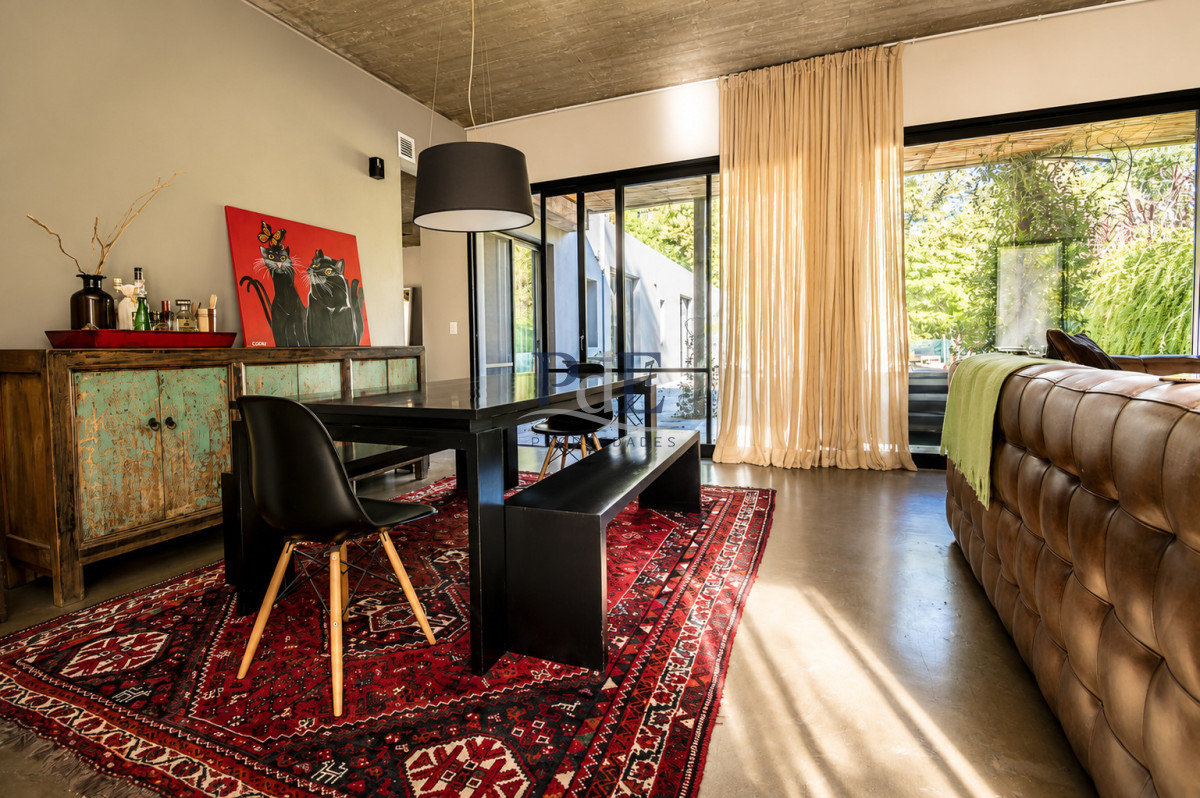 Residencia de Diseño Contemporáneo en Barrio Privado. Punta del Este - Imagen 4