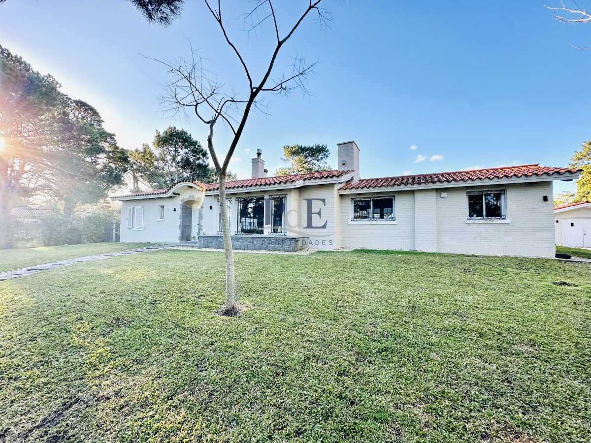 Espectacular casa de 5 dormitorios con piscina climatizada y barbacoa en Alquiler de Temporada!! - Imagen 60