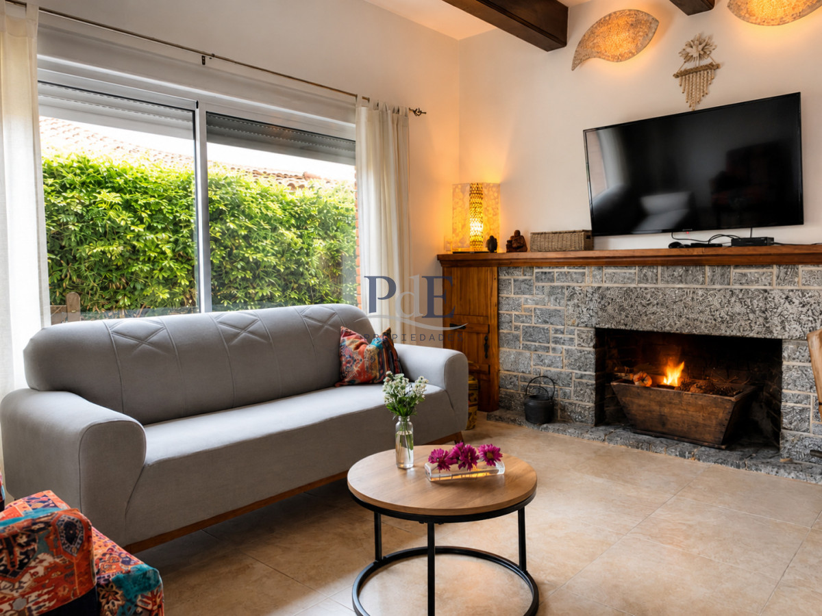 Casa en Península, Punta del Este. 6 dormitorios, terreno de 840 m² - Imagen 4