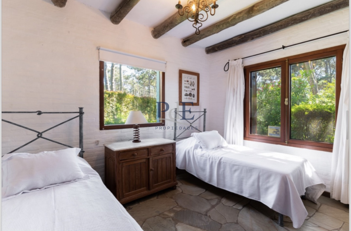 Casa de 5 dorm con Piscina y Vistas al Mar. Montoya, Punta del Este. - Imagen 31