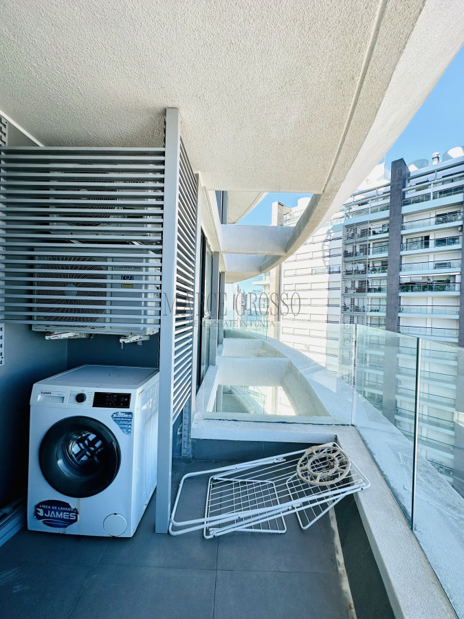 Apartamento ID.107 - Moderno Apartamento de 3 Dormitorios en Suite, zona Hotel Enjoy, Punta del Este