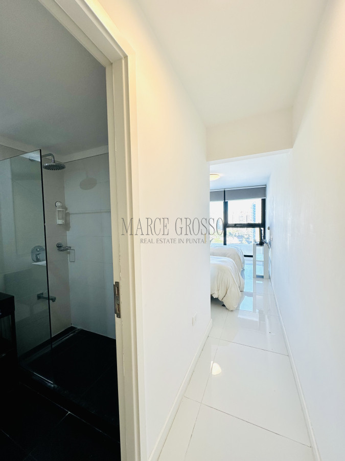 Apartamento ID.107 - Moderno Apartamento de 3 Dormitorios en Suite, zona Hotel Enjoy, Punta del Este