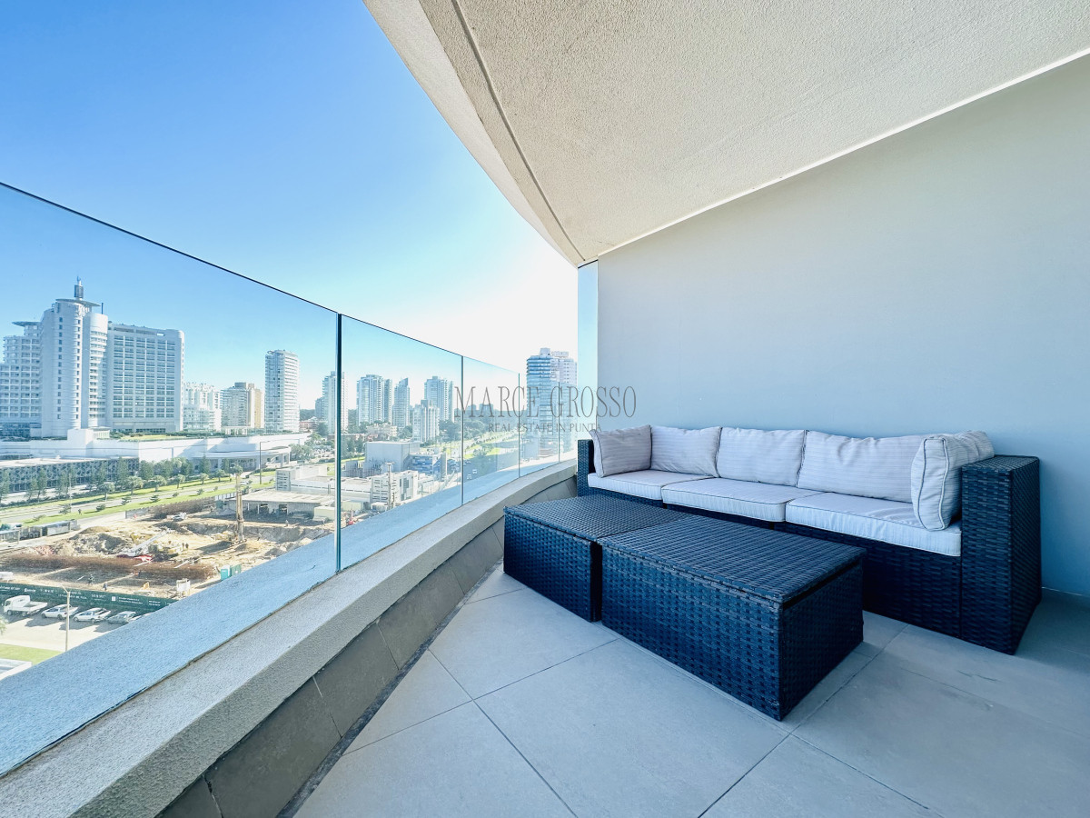 Apartamento ID.107 - Moderno Apartamento de 3 Dormitorios en Suite, zona Hotel Enjoy, Punta del Este