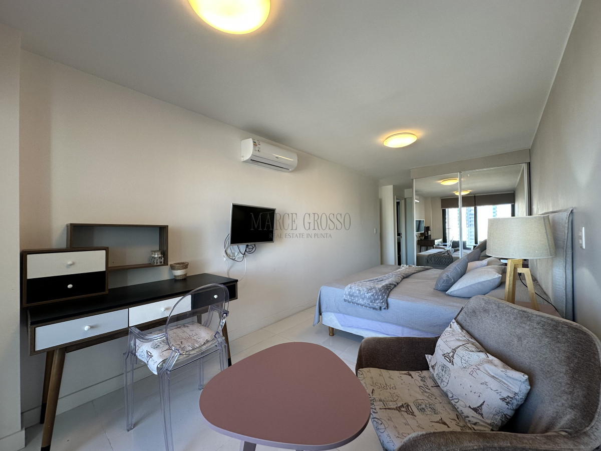 Apartamento ID.107 - Moderno Apartamento de 3 Dormitorios en Suite, zona Hotel Enjoy, Punta del Este