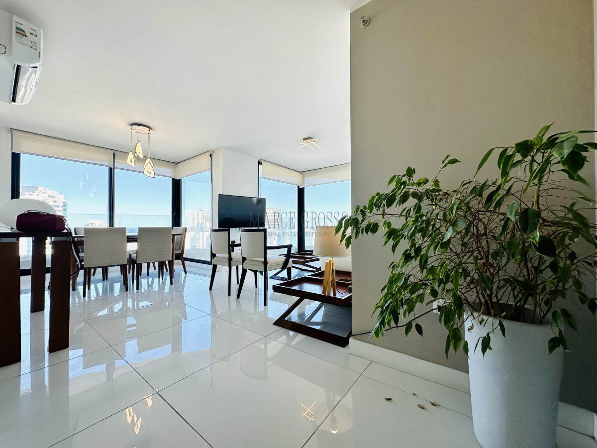 Apartamento ID.107 - Moderno Apartamento de 3 Dormitorios en Suite, zona Hotel Enjoy, Punta del Este