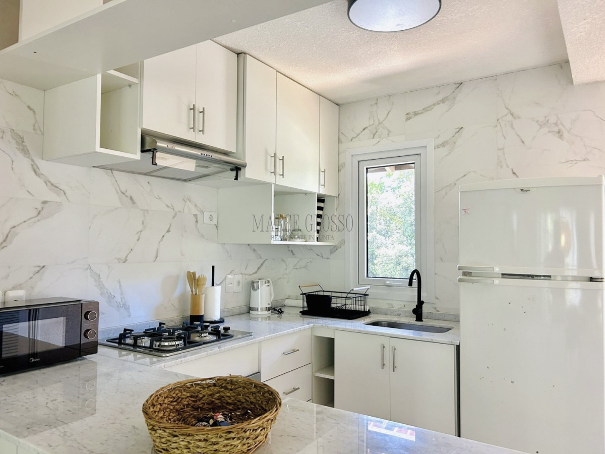 Apartamento ID.183 - Alquiler anual o invernal de apartamento dúplex con parrillero propio en Rincón del Indio
