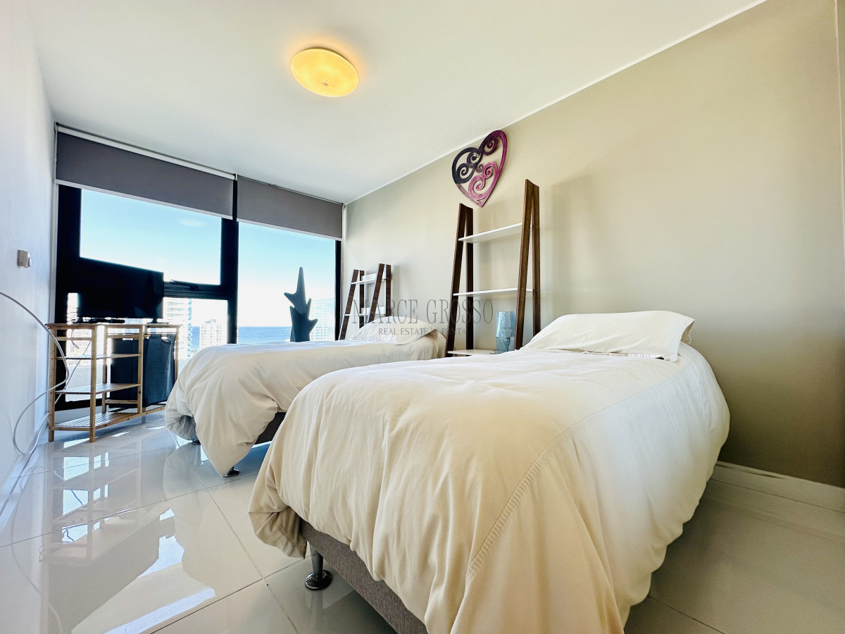Apartamento ID.107 - Moderno Apartamento de 3 Dormitorios en Suite, zona Hotel Enjoy, Punta del Este