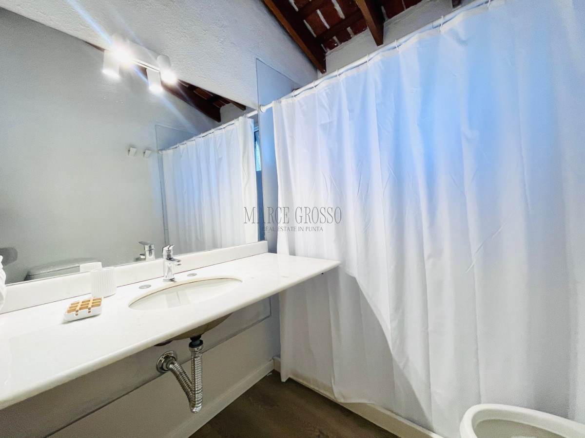Apartamento ID.183 - Alquiler anual o invernal de apartamento dúplex con parrillero propio en Rincón del Indio