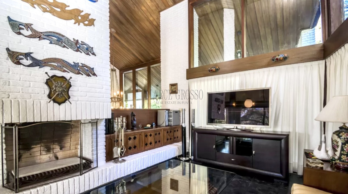 Casa ID.62 - Excelente Casa de 4 Dormitorios en Playa Mansa, Ideal para vivir todo el año