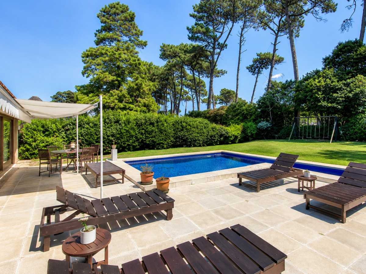 Casa ID.26 - Cómoda Casa de 5 Dormitorios y Piscina Climatizada en Punta del Este