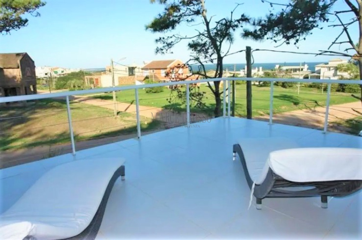 Casa ID.65 - Excelente Casa de 6 Dormitorios y Piscina en Montoya, La Barra