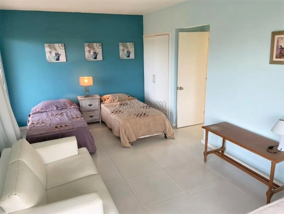 Casa ID.65 - Excelente Casa de 6 Dormitorios y Piscina en Montoya, La Barra