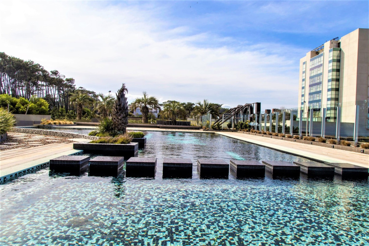 Apartamento ID.42 - Venta de gran apartamento de 3 dormitorios con parrillero propio en Playa Brava, Punta del Este