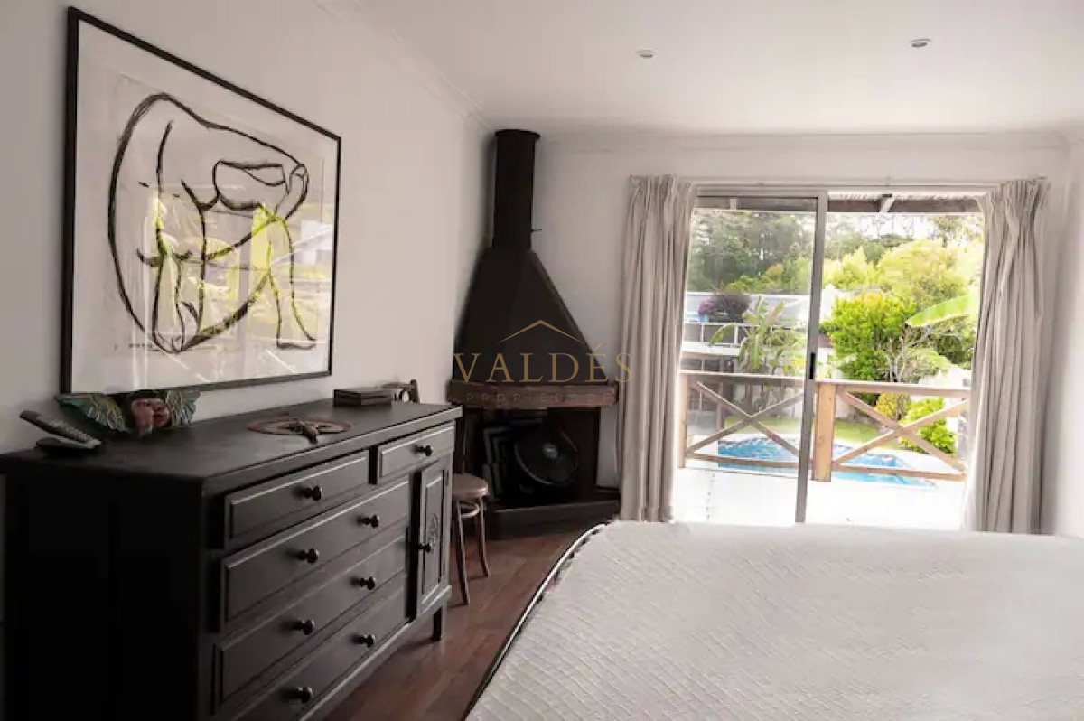 Casa ID.1909 - Casa de 4 Dormitorios y Piscina en San Rafael, Punta del Este