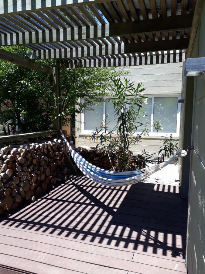 Casa ID.4723 - Casa de 5 dormitorios con piscina climatizada y barbacoa. Gran parque en Burnett zona Pinares