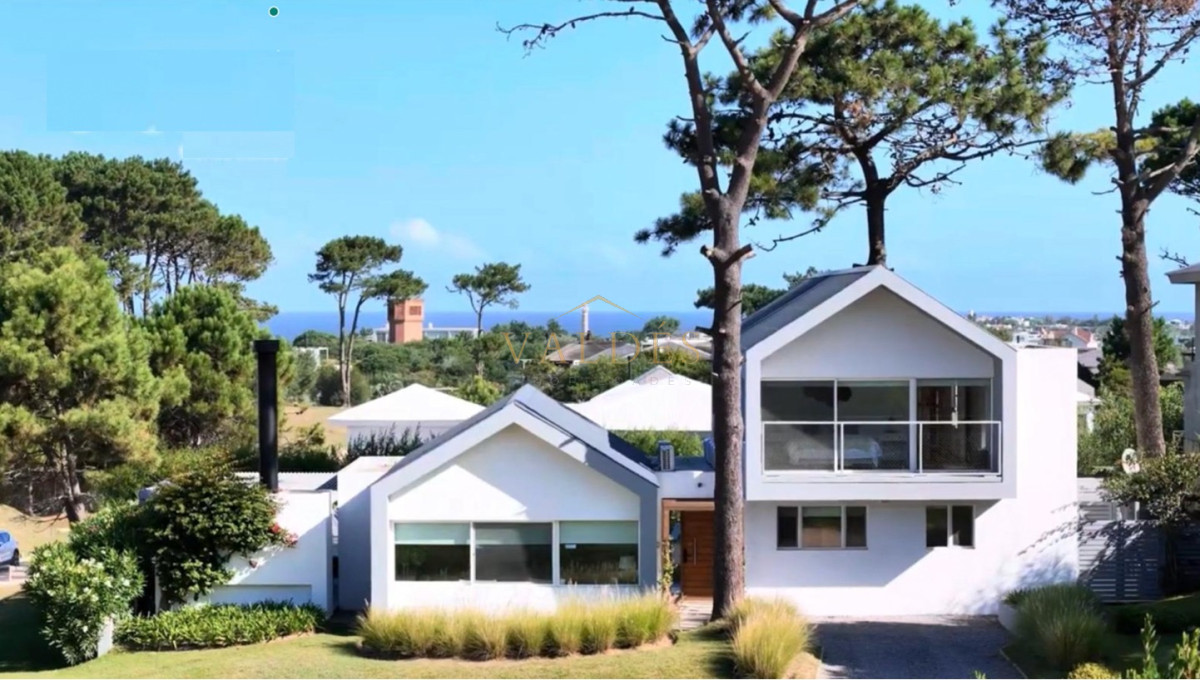 Casa ID.4464 - Excelente Casa de 5 Dormitorios en Barrio Privado Pinar del Faro, José Ignacio