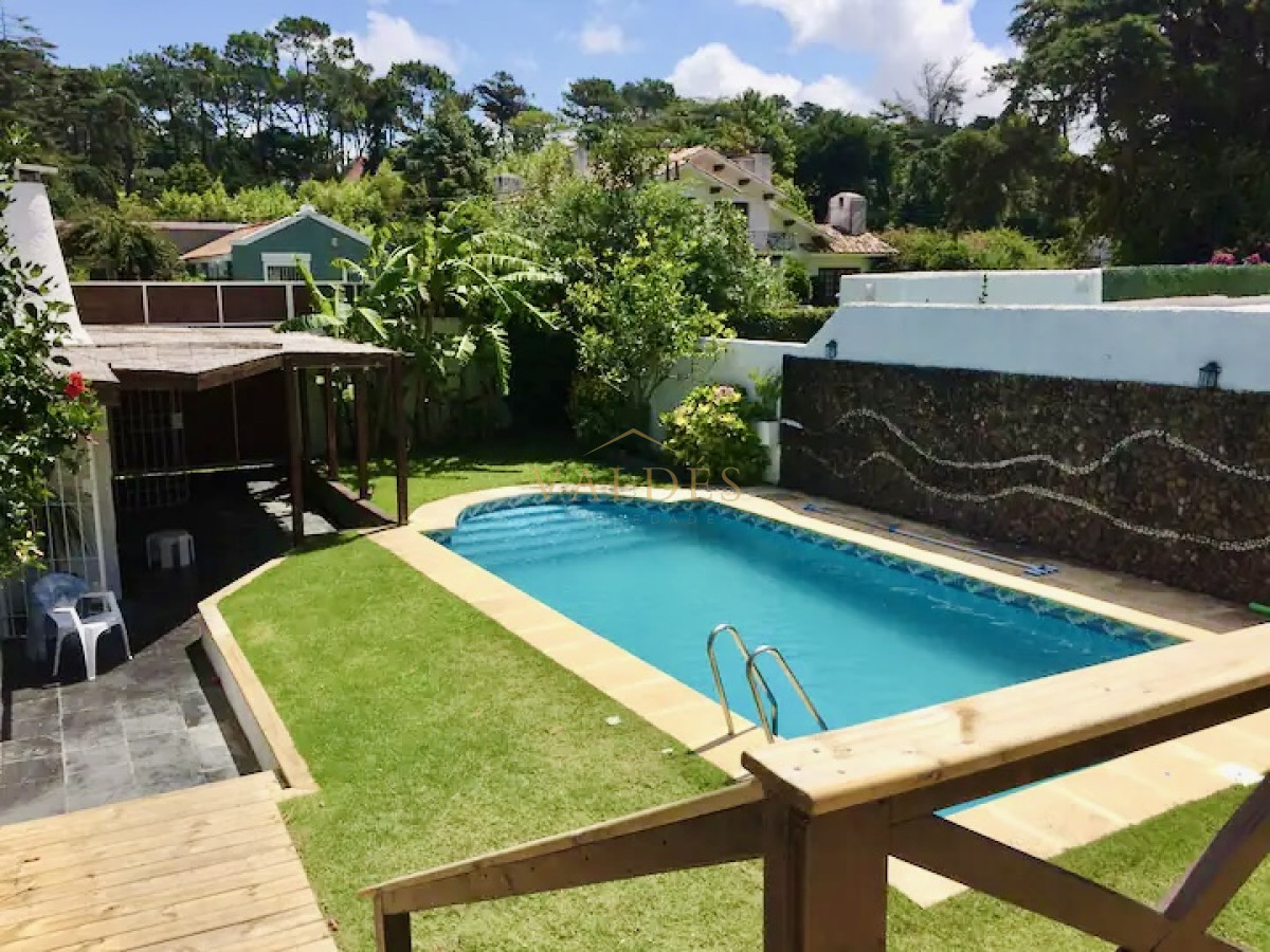 Casa ID.1909 - Casa de 4 Dormitorios y Piscina en San Rafael, Punta del Este