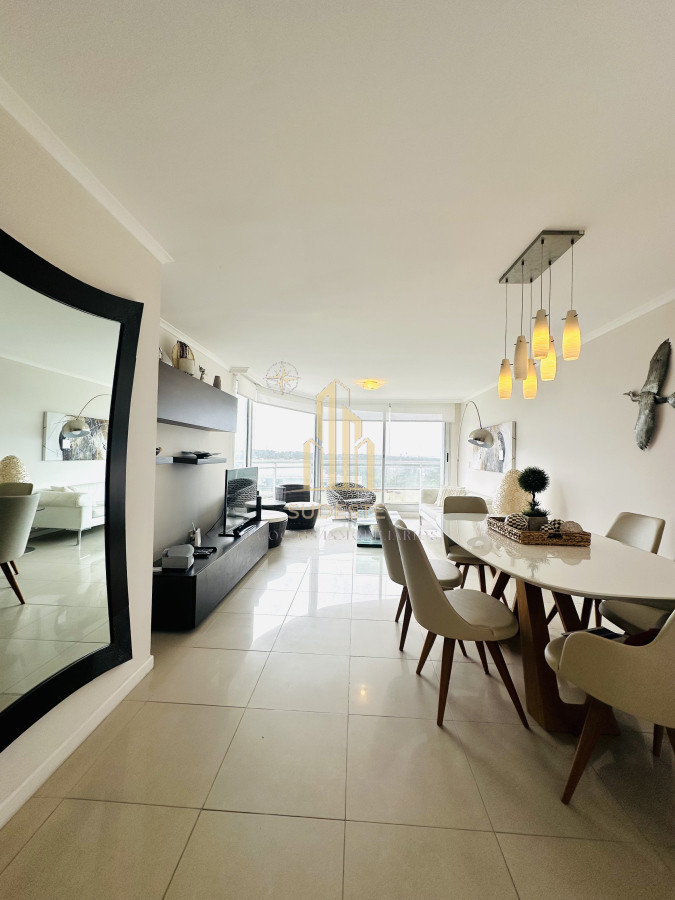 Apartamento ID.95 - Apartamento de 3 Dormitorios en Venta, Ocean Drive Punta del Este