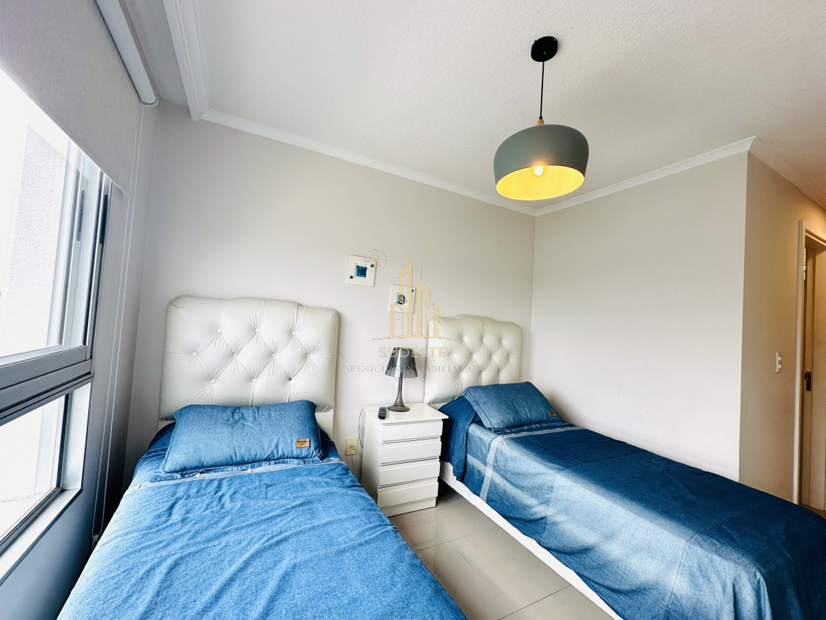 Apartamento ID.95 - Apartamento de 3 Dormitorios en Venta, Ocean Drive Punta del Este