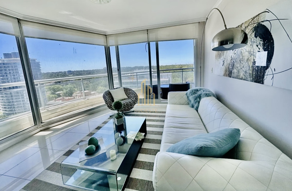 Apartamento ID.95 - Apartamento de 3 Dormitorios en Venta, Ocean Drive Punta del Este