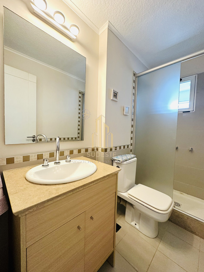 Apartamento ID.95 - Apartamento de 3 Dormitorios en Venta, Ocean Drive Punta del Este