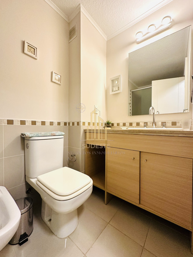 Apartamento ID.95 - Apartamento de 3 Dormitorios en Venta, Ocean Drive Punta del Este