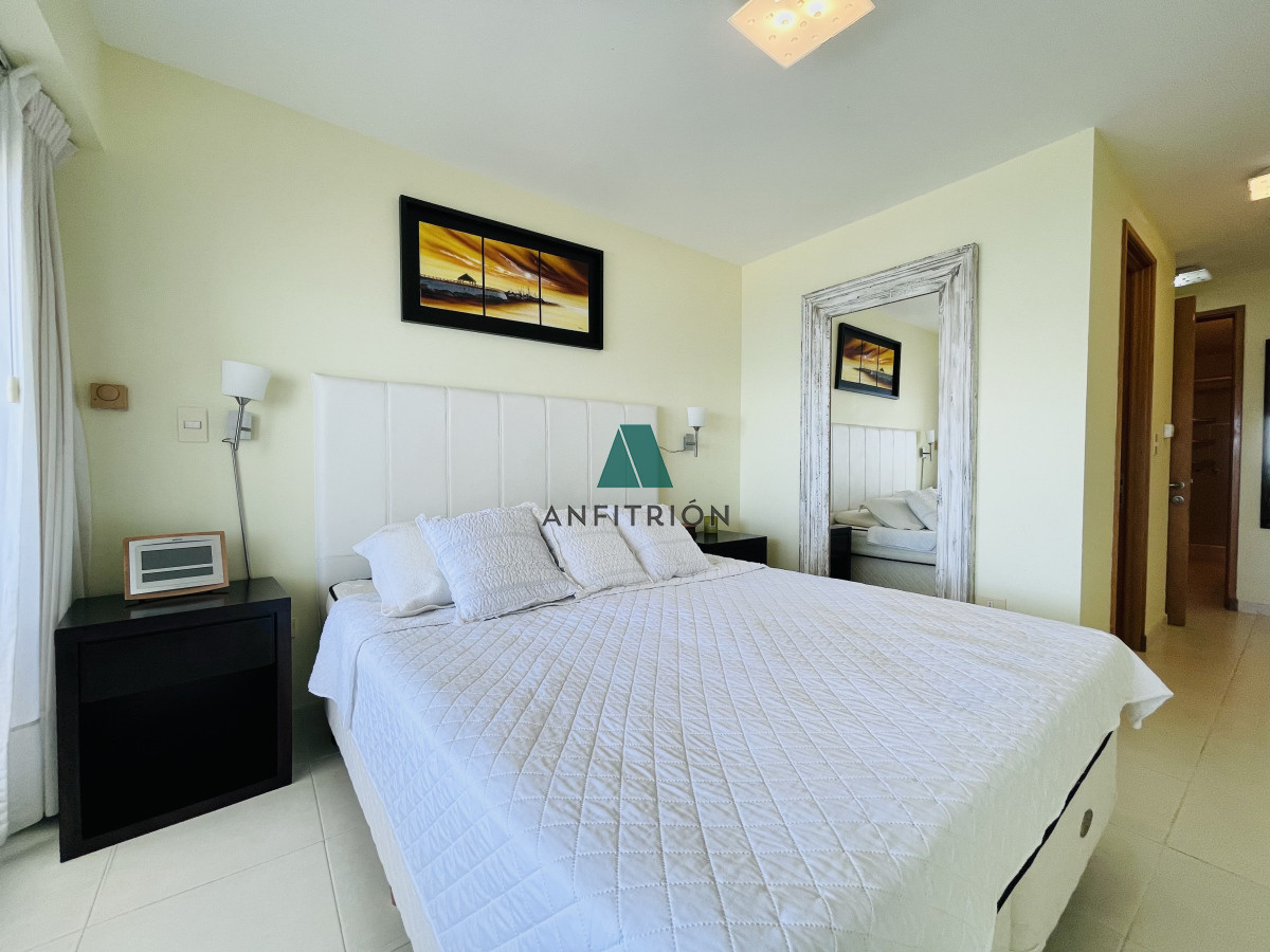 Apartamento ID.9 - Excelente Apartamento de 2 Dormitorios con Vista al Mar, Playa Mansa