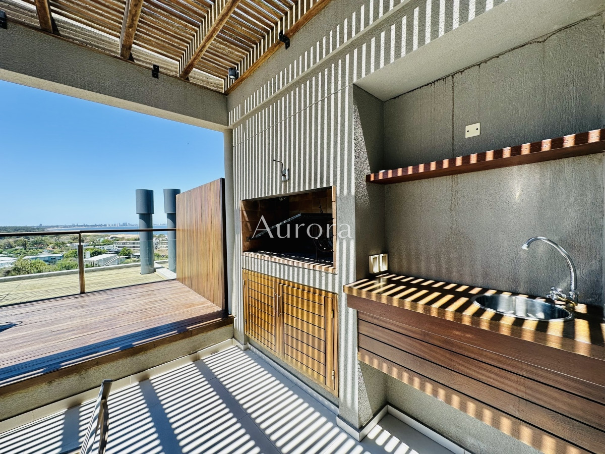 Apartamento ID.31 - Venta y Alquiler temporario de apartamento moderno de dos dormitorios con parrillero en Punta Ballena