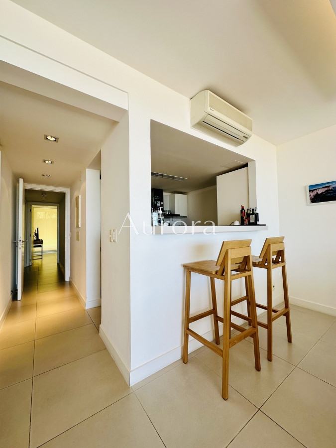 Apartamento ID.31 - Venta y Alquiler temporario de apartamento moderno de dos dormitorios con parrillero en Punta Ballena