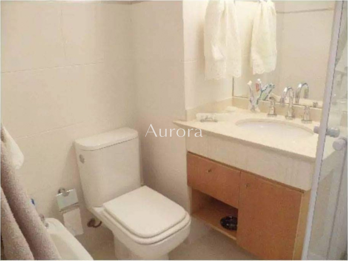 Apartamento ID.88 - Apartamento de 2 Dormitorios a metros del mar y torre moderna, playa Mansa, Punta del Este
