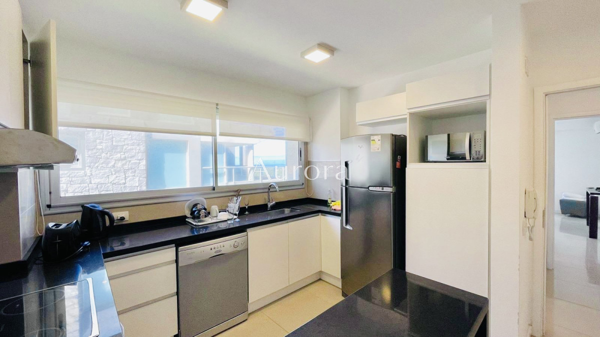 Apartamento ID.30 - Apartamento de 3 Dormitorios en Primera Línea del Mar, Playa Brava Punta del Este