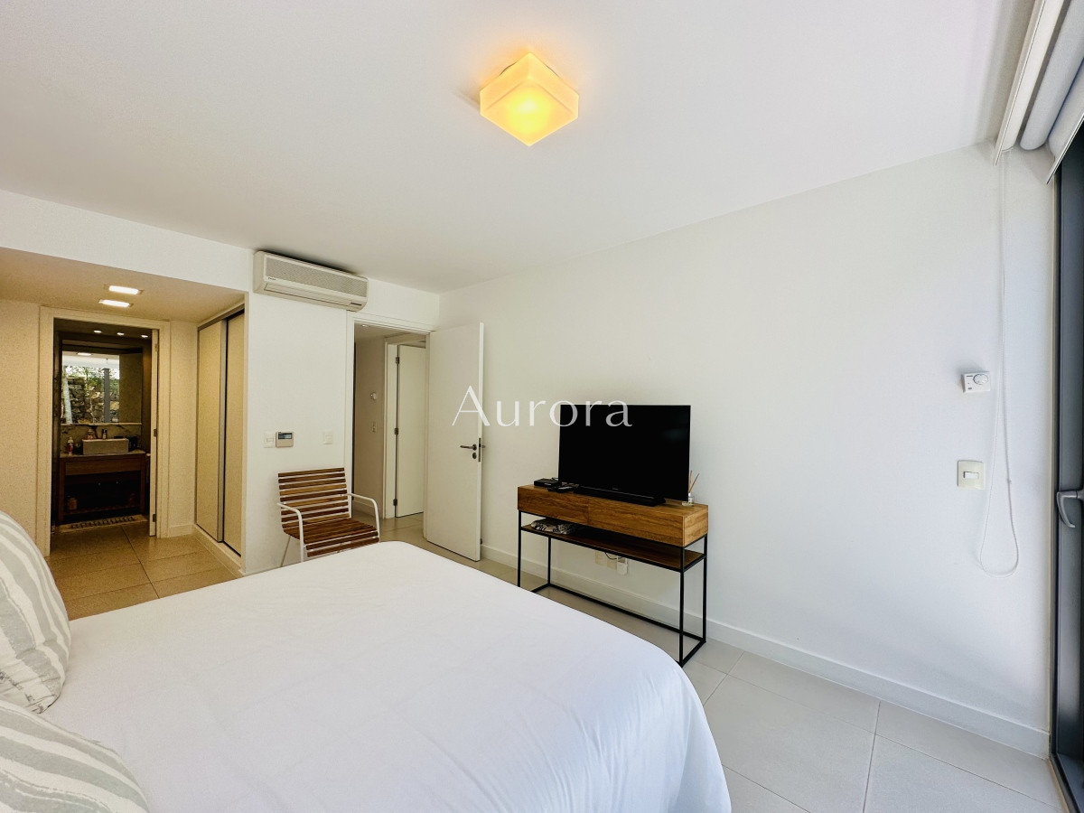 Apartamento ID.31 - Venta y Alquiler temporario de apartamento moderno de dos dormitorios con parrillero en Punta Ballena