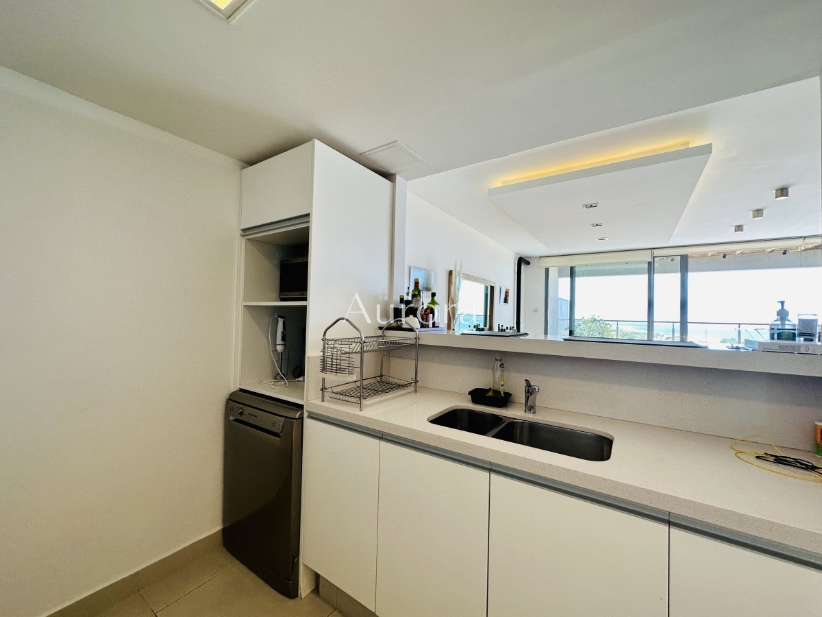 Apartamento ID.31 - Venta y Alquiler temporario de apartamento moderno de dos dormitorios con parrillero en Punta Ballena