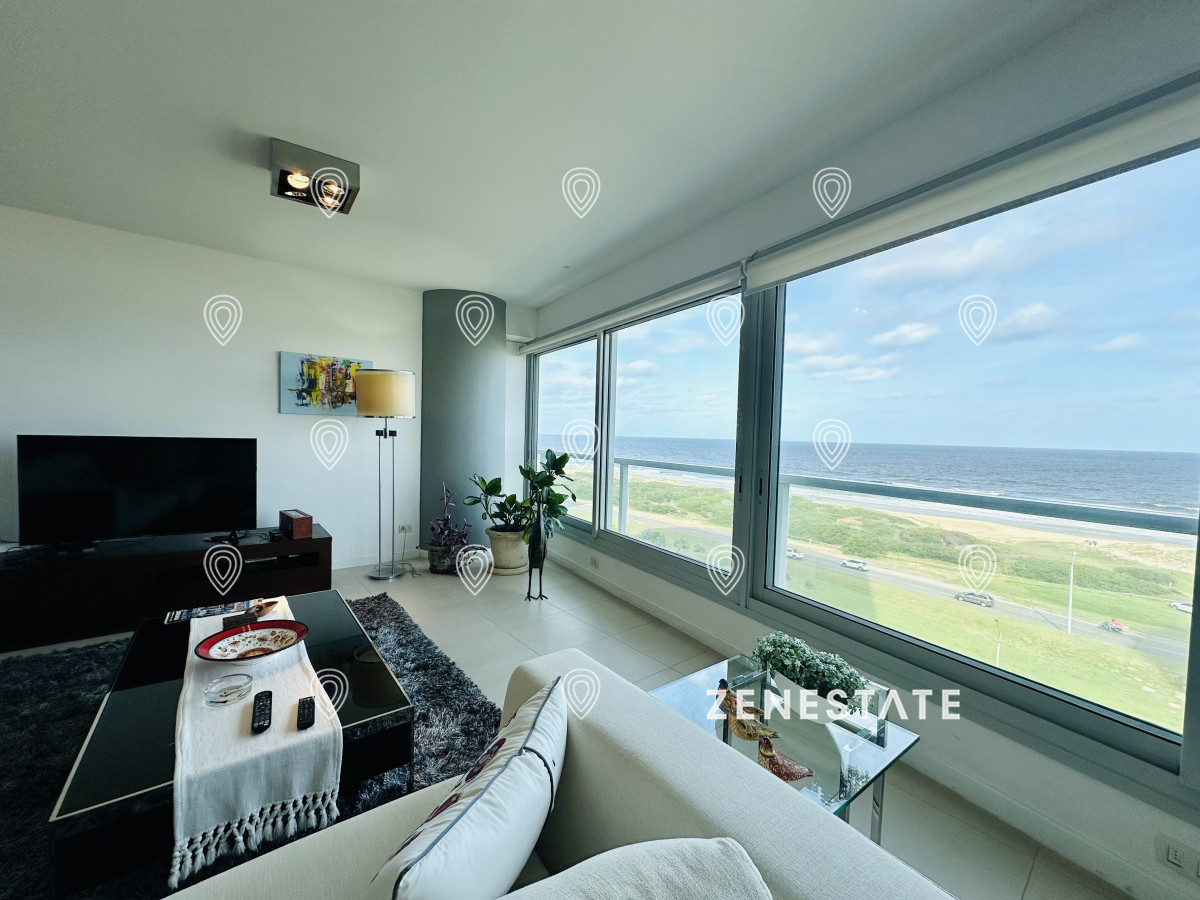 Oportunidad en Venta! Apartamento sobre playa Brava de 3 Dormitorios más Dependencia, Torre Le Parc - ZEN6746A