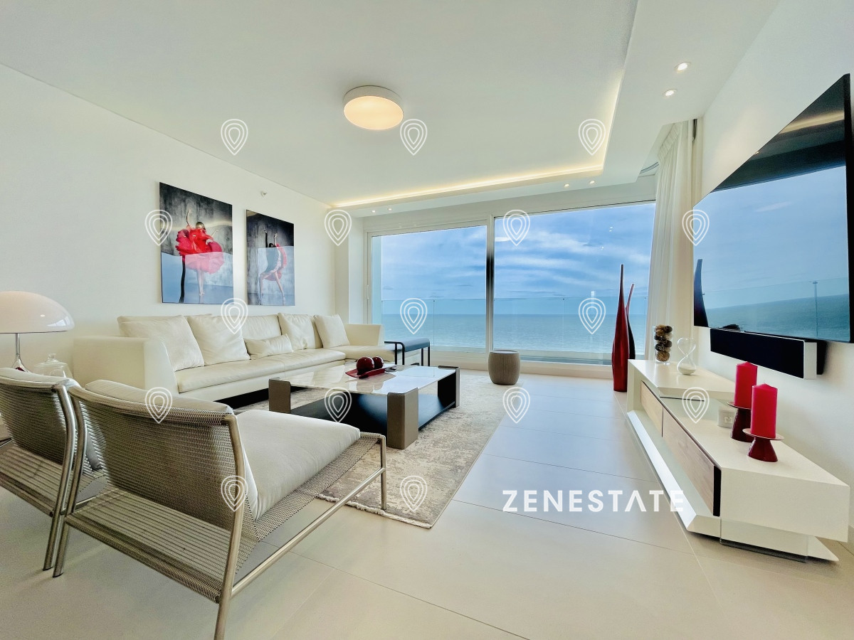Venta Espectacular Apartamento Frente al Mar, 3 Dormitorios, Le Parc Punta del Este - ZEN4728A