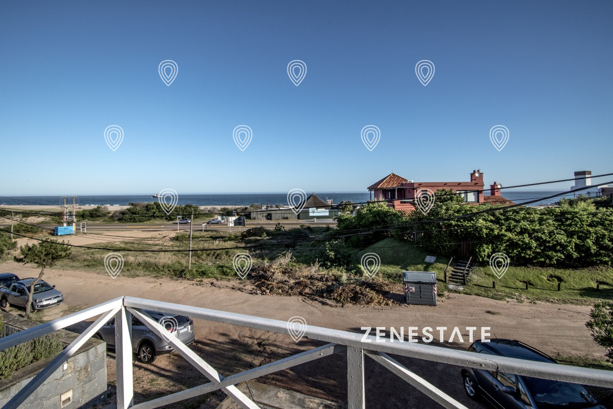 Excelente Casa de 4 Dormitorios con Piscina y Parrillero en Montoya, La Barra - ZEN6647C