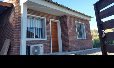 Casa de 3 Dormitorios en El Tesoro, La Barra. Venta y Alquiler Anual