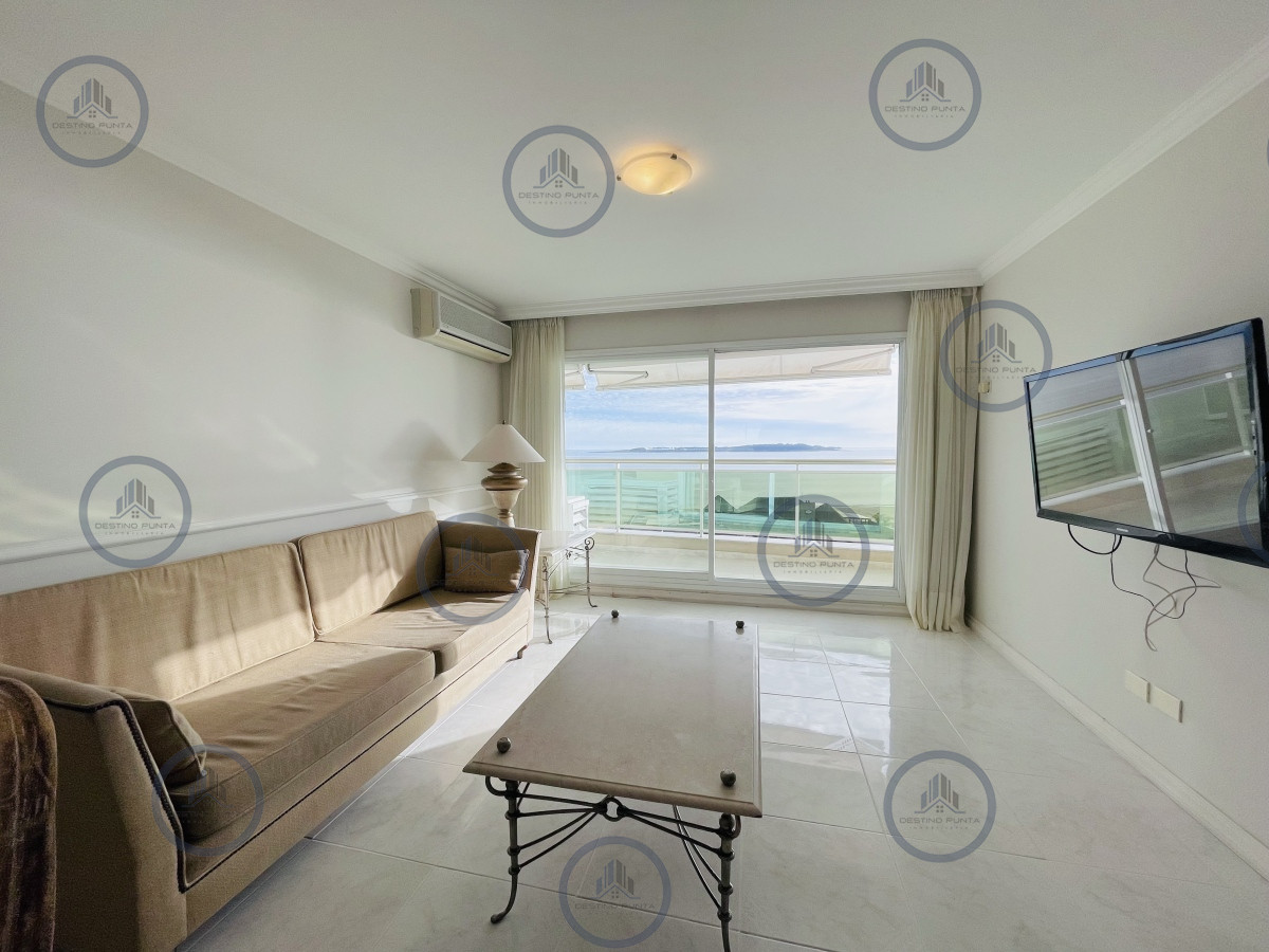 Apartamento ID.79 - Apartamento de 3 Dormitorios sobre Playa Mansa, en Venta y Alquiler, Punta del Este