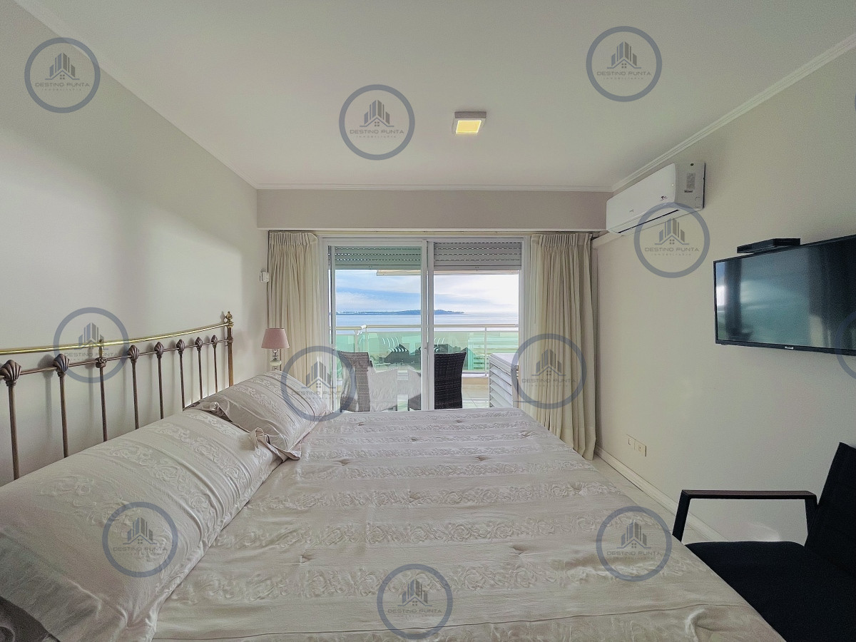 Apartamento ID.79 - Apartamento de 3 Dormitorios sobre Playa Mansa, en Venta y Alquiler, Punta del Este