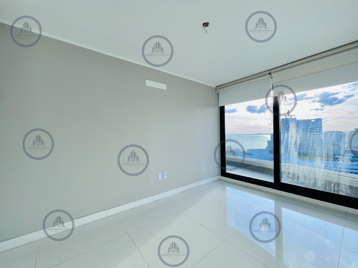 Apartamento ID.2711 - Apartamento de 2 Dormitorios en Alquiler Anual a pasos de Playas Mansa y Brava