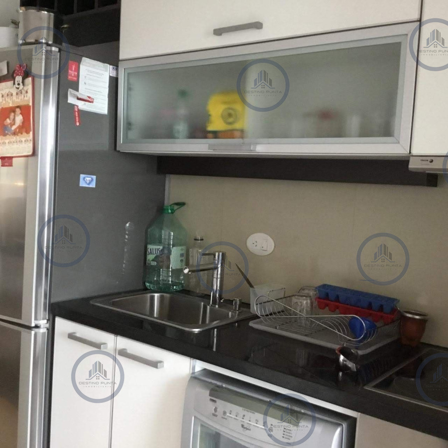 Apartamento ID.1154 - Excelente Apartamento de 3 Dormitorios con Vista al Mar, Playa Mansa, Punta del Este