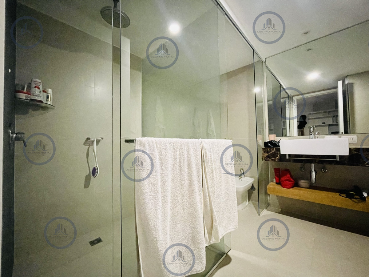 Apartamento ID.2024 - Moderno Apartamento Frente Al Mar, 3 Dormitorios y Dependencia