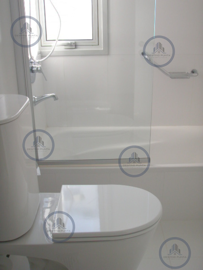 Apartamento ID.50 - Alquiler temporario de departamento esquinero en torre Le Parc, Punta del Este