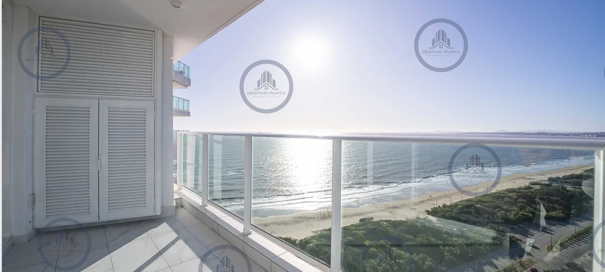Apartamento ID.1729 - Excelente Apartamento de 2 Dormitorios Frente al Mar - Punta del Este