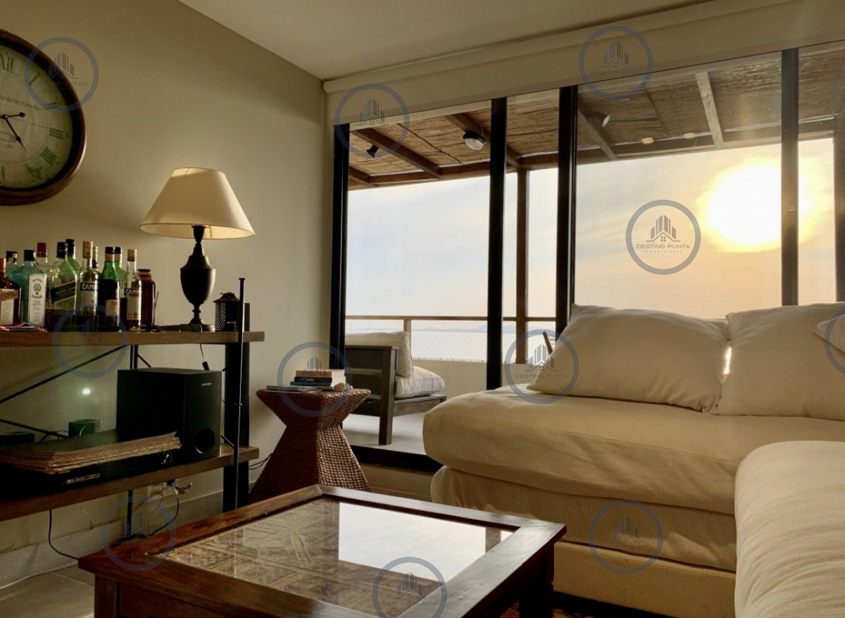 Apartamento ID.125 - Alquiler temporario de apartamento de dos dormitorios con parrillero, Punta Ballena