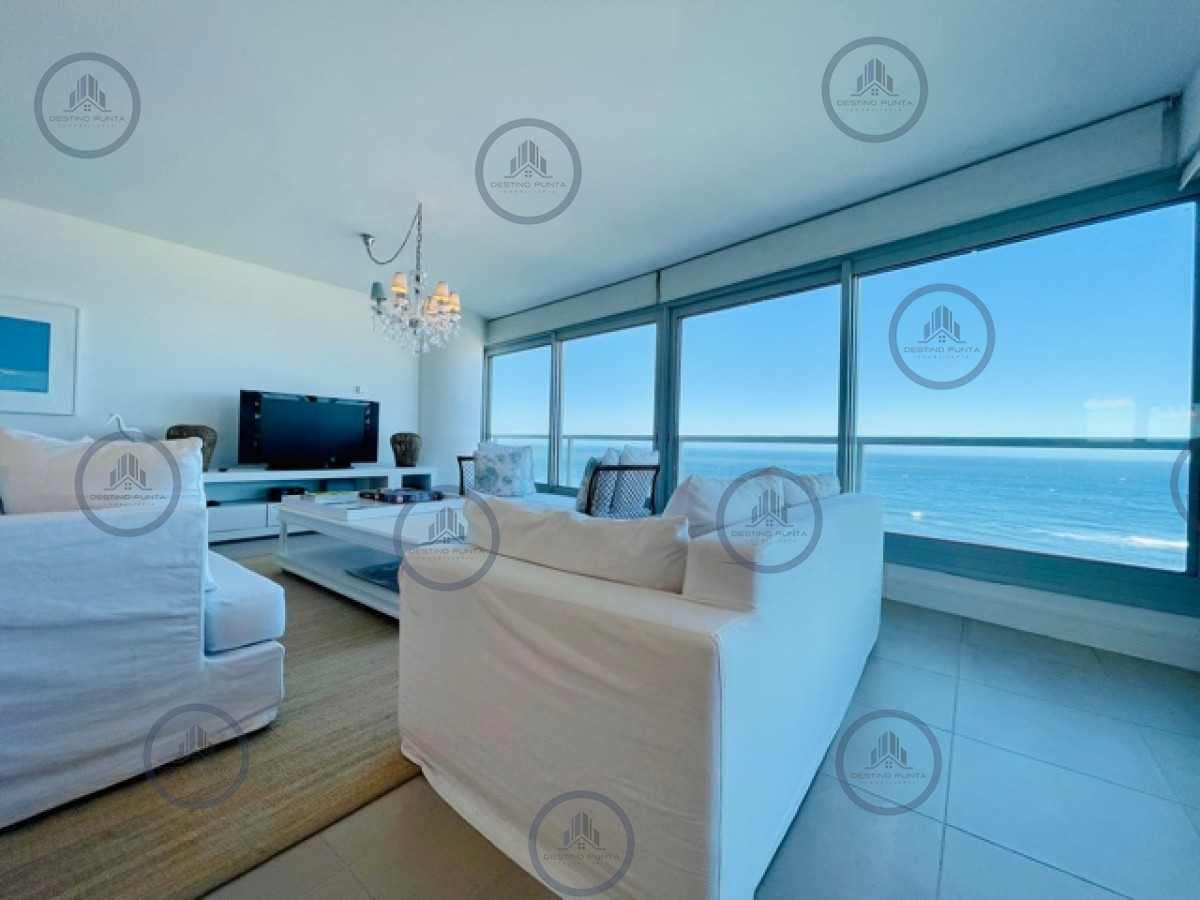 Apartamento ID.46 - Venta de apartamento premiun de tres dormitorios más dependencia en torre de categoría sobre playa Brava, Punta del Este