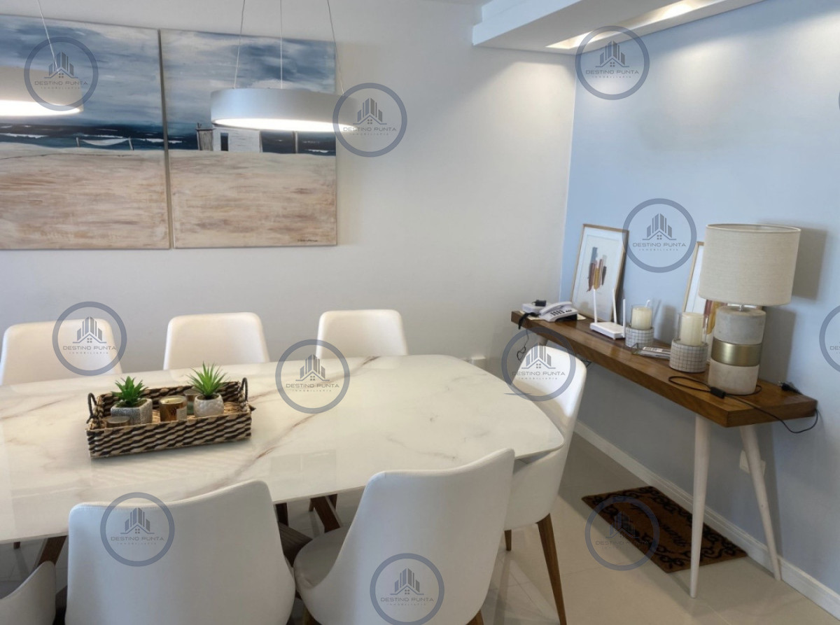 Apartamento ID.3284 - Alquiler temporal de apartamento a pasos de Playa Brava, 3 dormitorios mas dependencia y parrillero