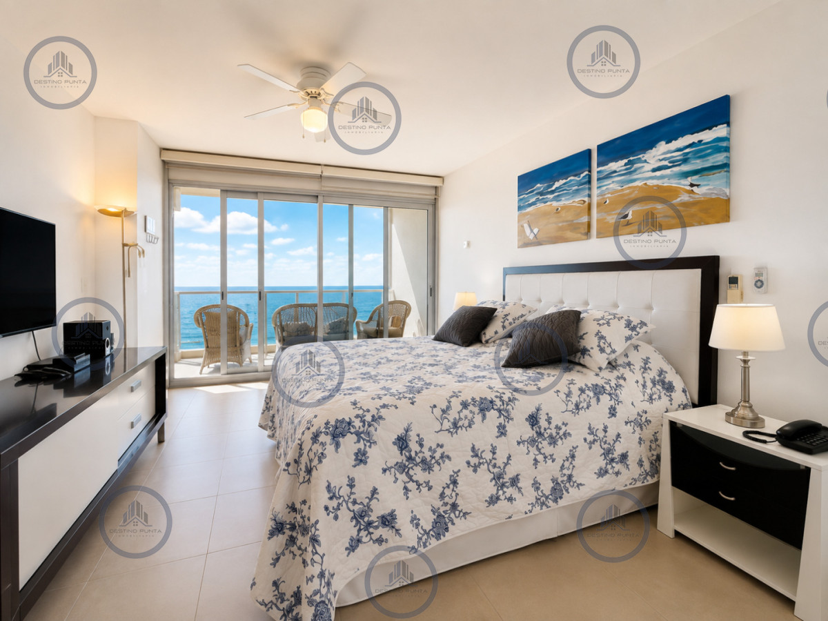 Apartamento ID.484 - Apartamento de 2 Dormitorios más Dependencia en Torre Le Parc, Playa Brava